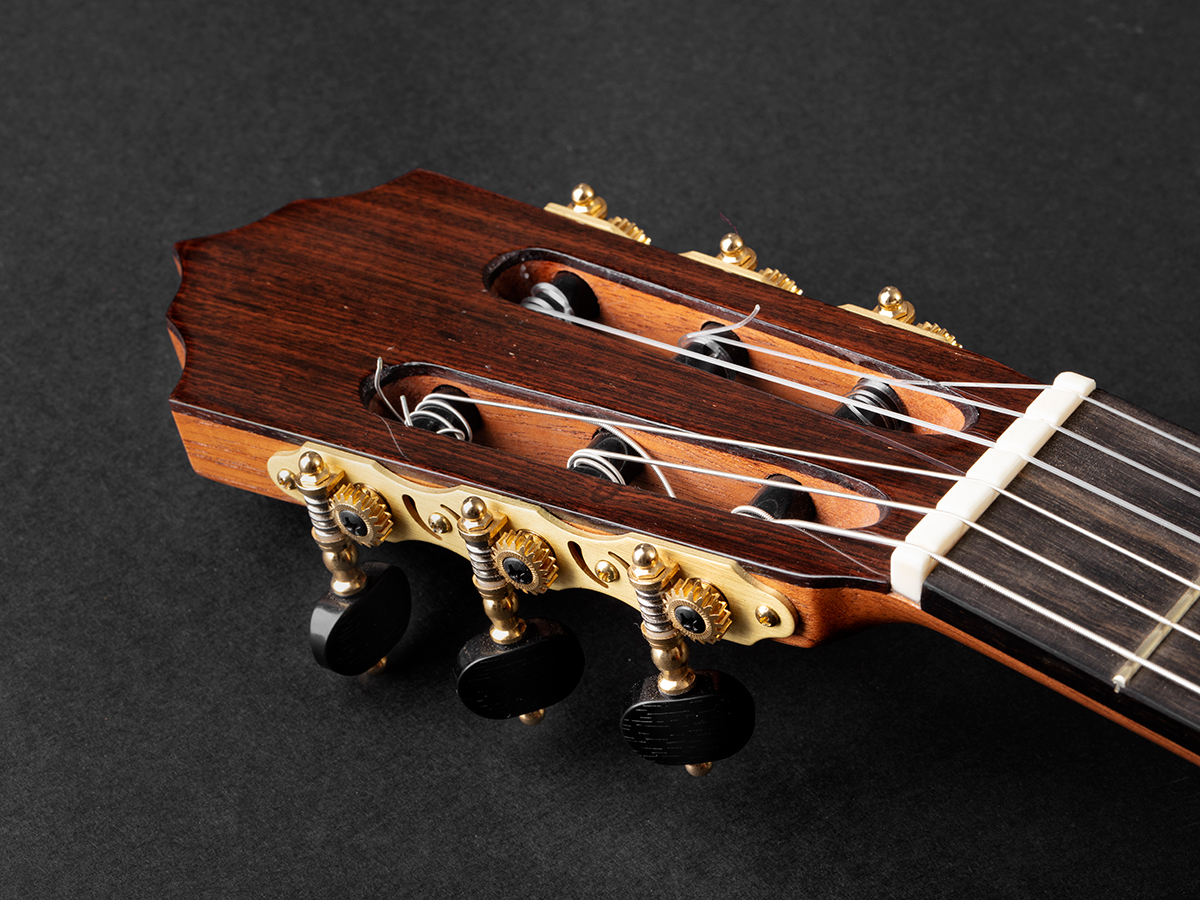 Handmade guitars of the highest quality | Bellido Guitar Workshop